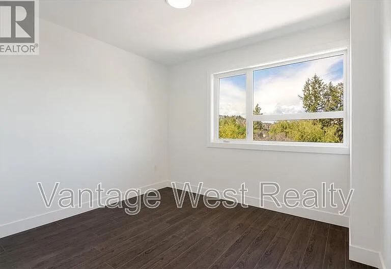 235 Taylor Rd #2 — Photo 11