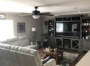 288 Bristolwood Rd, Hemet, CA 92543