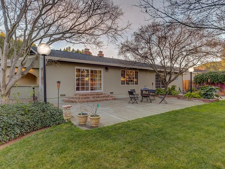 2572 Rollingwood Dr — Photo 28