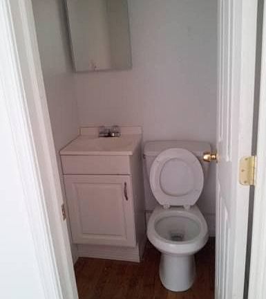 half bath room