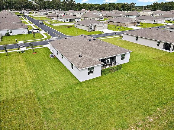 3rd image of 1693 NE 51st Ct