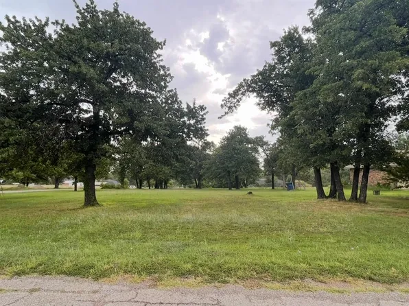 1292 Sue Ln #33, Choctaw, OK 73020