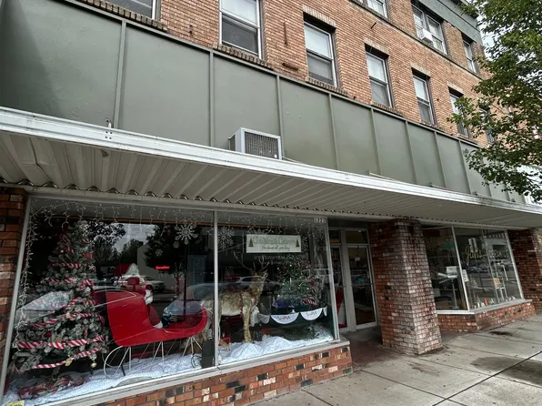 1225 Commerce Ave