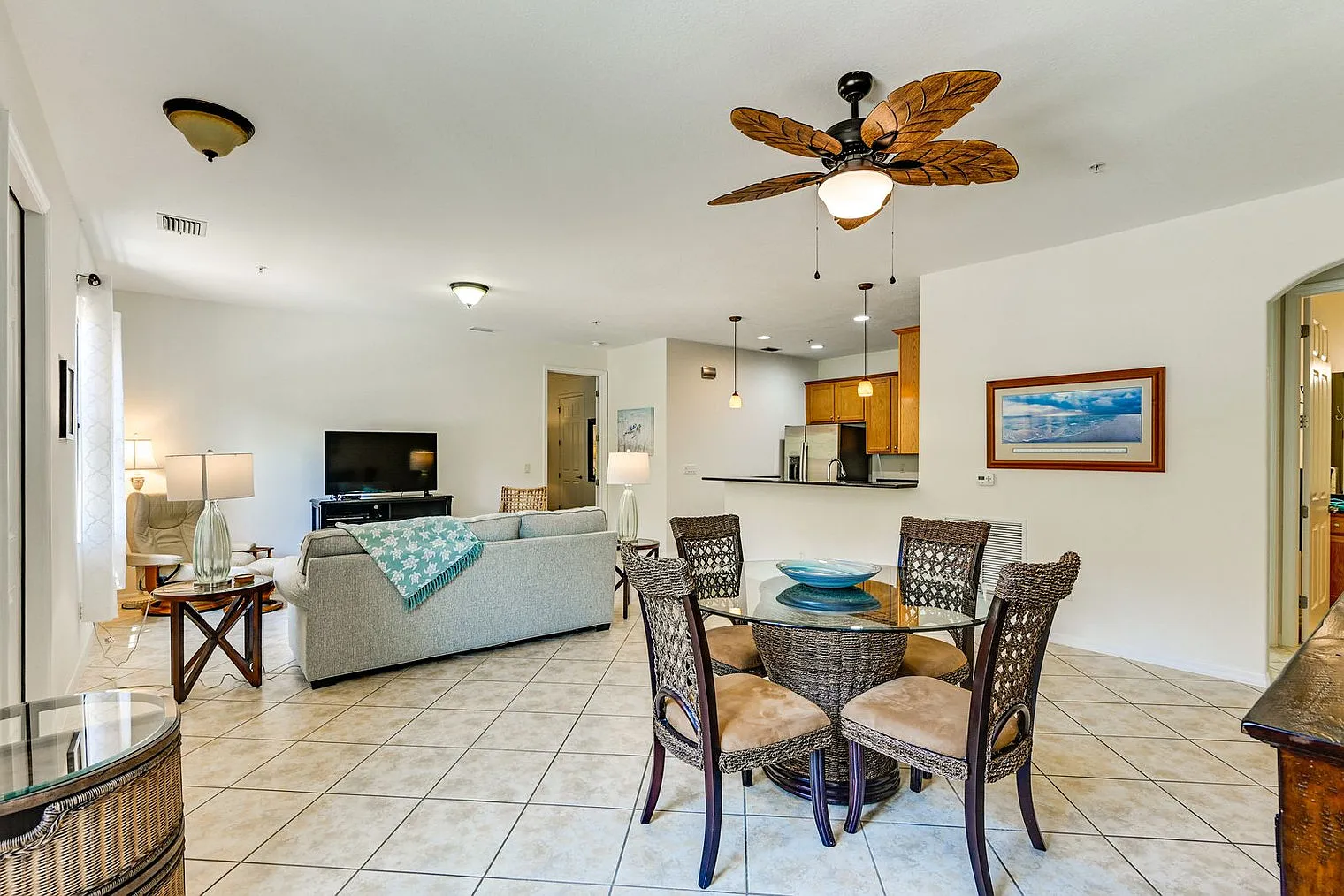2 bed, 2.0 bath, 1377 sqft, $2,559 — Photo 4