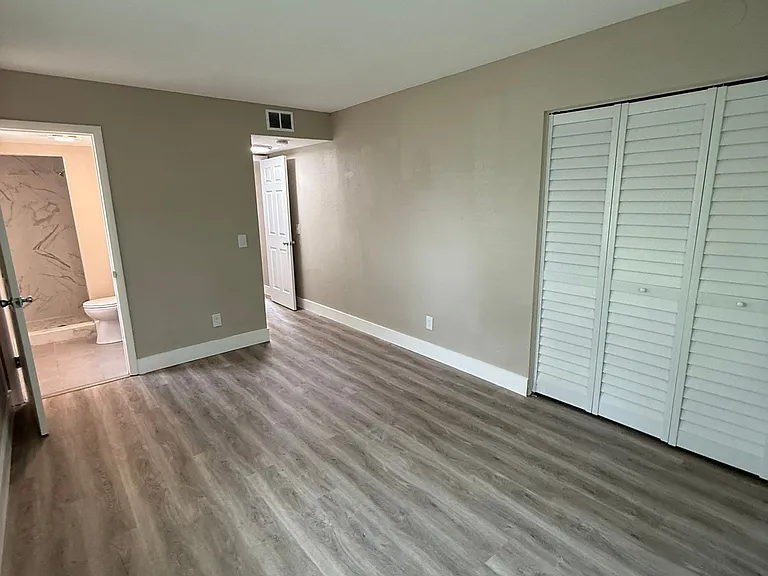 3315 Barnsdale Dr #B-6 — Photo 16
