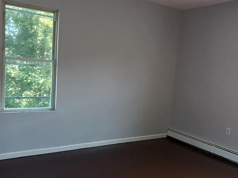 7 Franklin St #5 — Photo 2