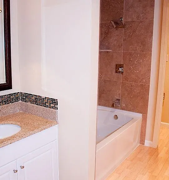 8237 Stapleton Ave — Photo 16