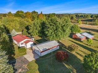 8615 W One Mile Rd, Hesperia, MI 49421