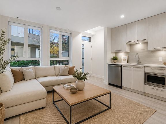 4th image of 2035 Glenaire Dr #124