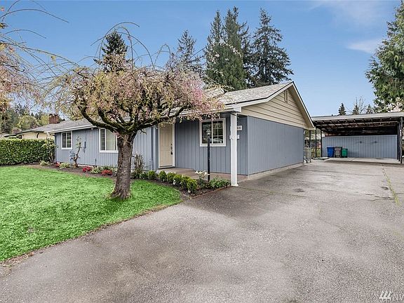 5th image of 1340 21st St SE