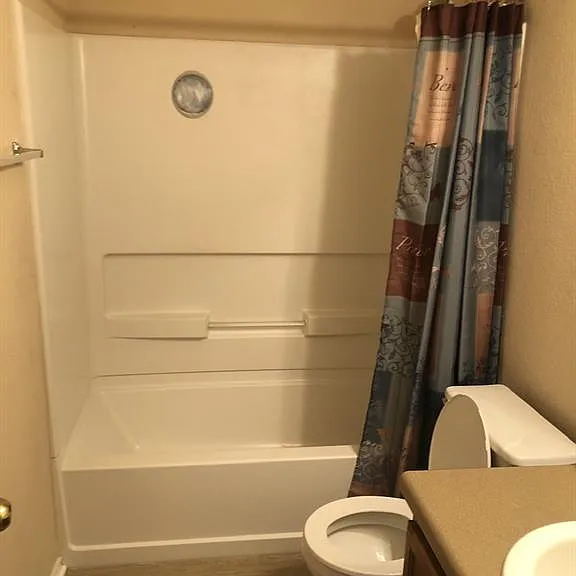 211 Woodley Rd — Photo 12