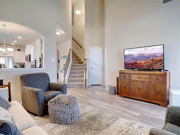 3rd image of 3028 Keathley Dr