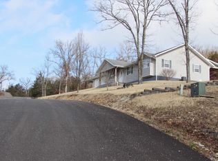 222 Reno Springs Estates Ct, Walnut Shade, MO 65771