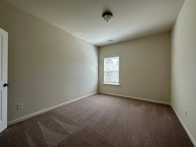 289 Hardy Water Dr — Photo 16