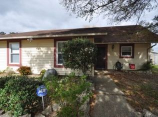 4306 Lumberjack Dr, Virginia Beach, VA 23462