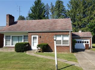 606 Tidball Ave, Grove City, PA 16127