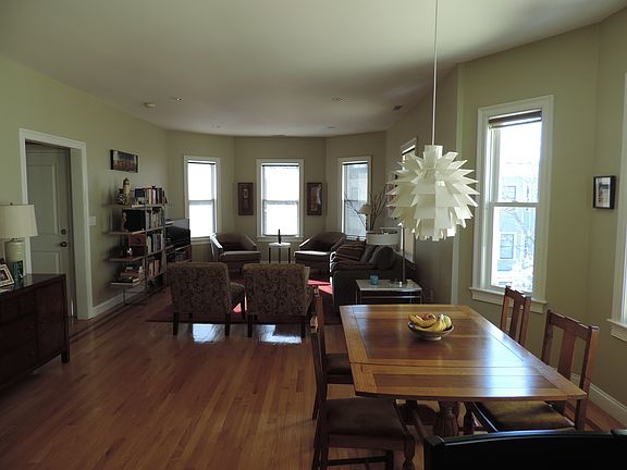 Dining & living room