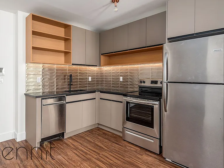 26-25 3rd St #B306 — Photo 7