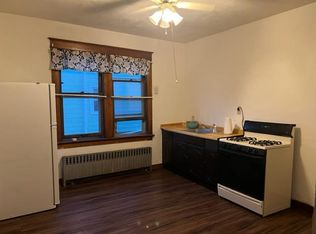 930 S 29th St, Milwaukee, WI 53215