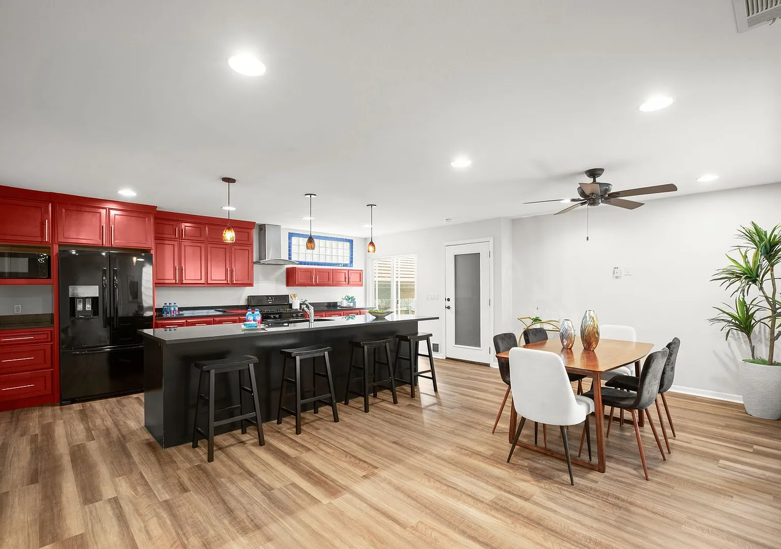 4116 Creek Ledge #108, Austin, Texas 78731 — Photo 4