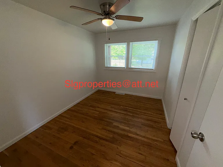 21 Kentucky Dr — Photo 12