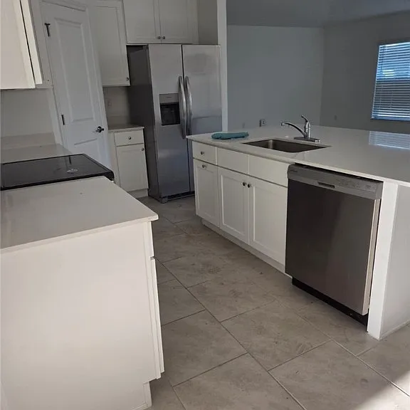 4125 NE 15th Pl — Photo 5