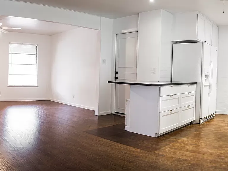 11507 Whitewing Ave — Photo 7