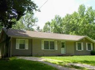 900 Art Gallery Rd, Bedford, IN 47421