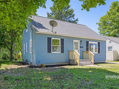 885 Oak Ave, Muskegon, MI, 49442