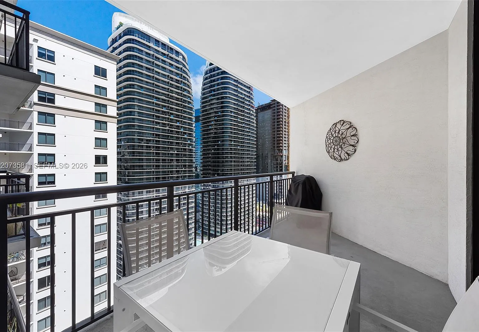 Nine At Mary Brickell Vil — Photo 2