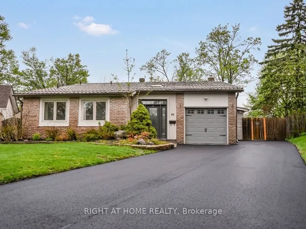 99 Oren Blvd, Barrie, ON L4N 4M3