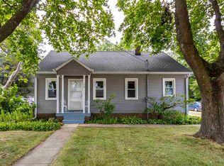 1929 Main St, Cedar Falls, IA 50613