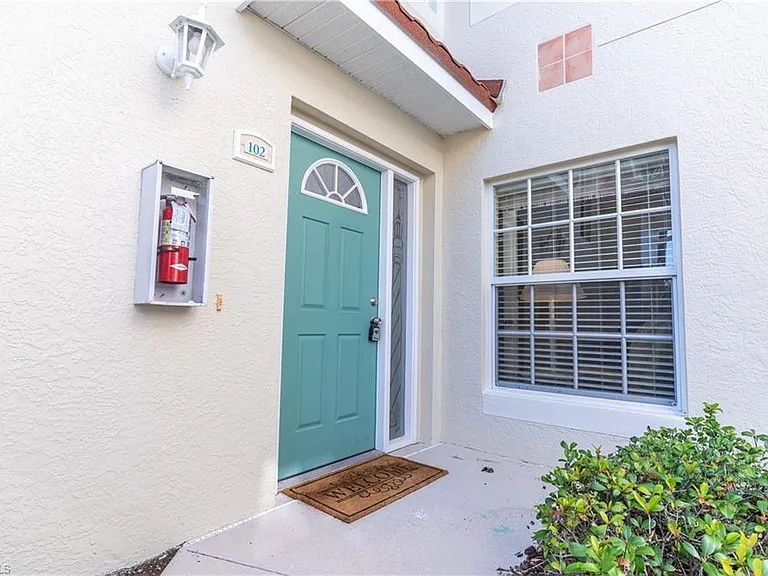 10910 Santa Margherita Rd #102 — Photo 5
