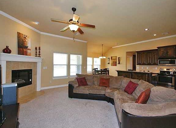 3rd image of 15301 Cardinal Nest Dr