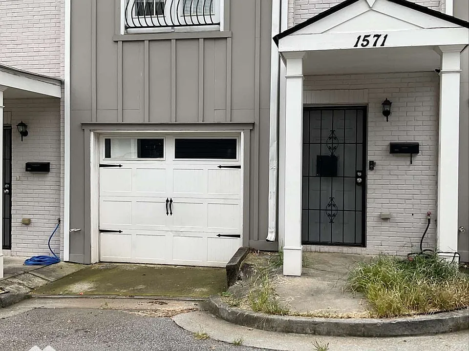 1571 Laurel Park Pl SW #1571
