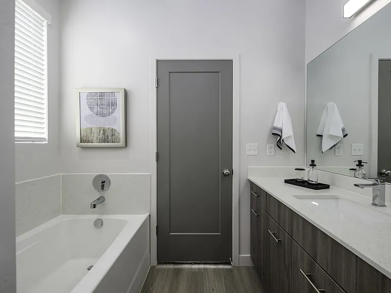 The Orchard Townhomes — Photo 8