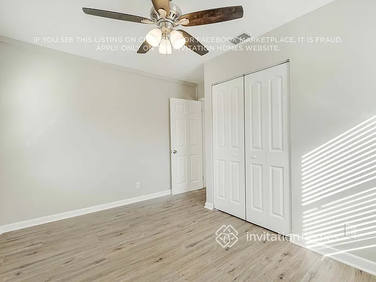 4025 Loys Dr — Photo 17