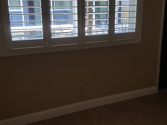 5th image of 700 Harvard Ave APT 2