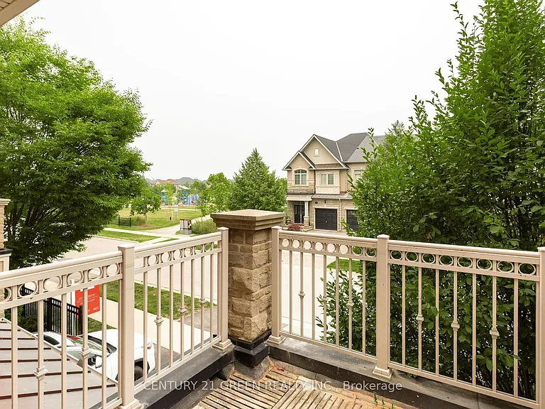 2427 Greenwich Dr — Photo 38
