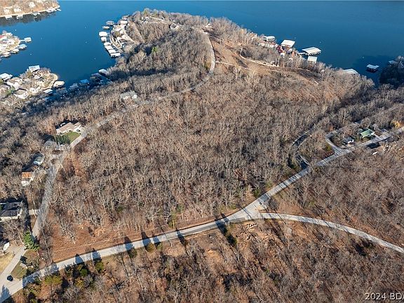 2nd image of 39 Woodland Point