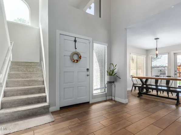 2352 W KIOWA Circle, Mesa, AZ 85202