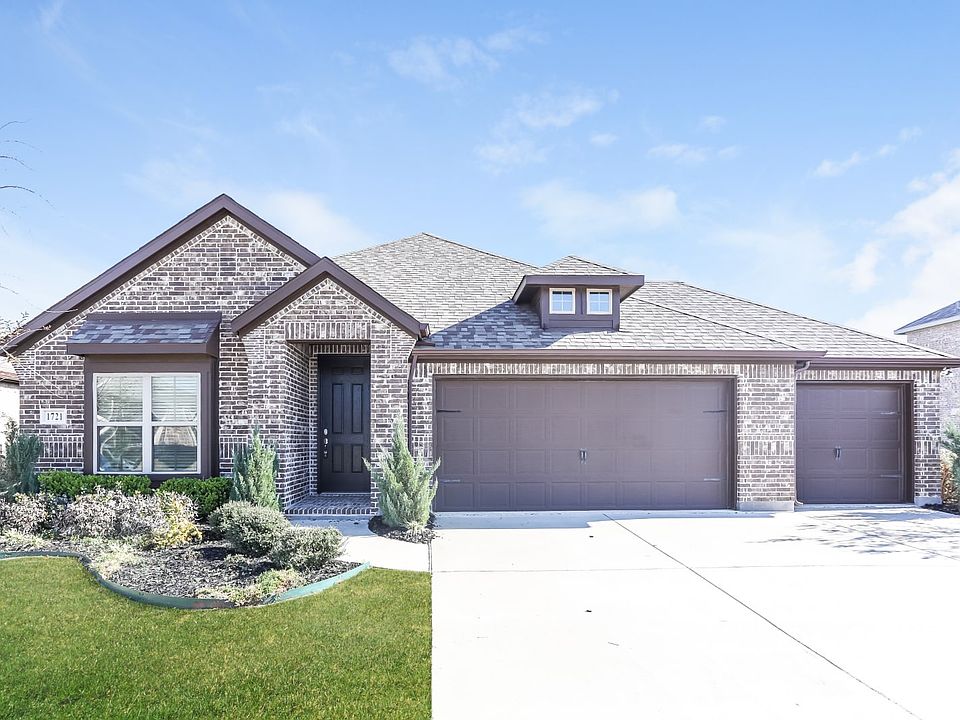 1st image of 1721 Angus Dr