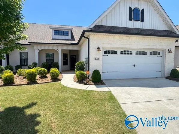 441 Ripple Lake Dr SW, Huntsville, AL 35824
