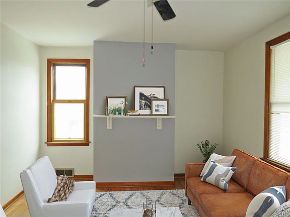 2nd image of 123 N 8th St