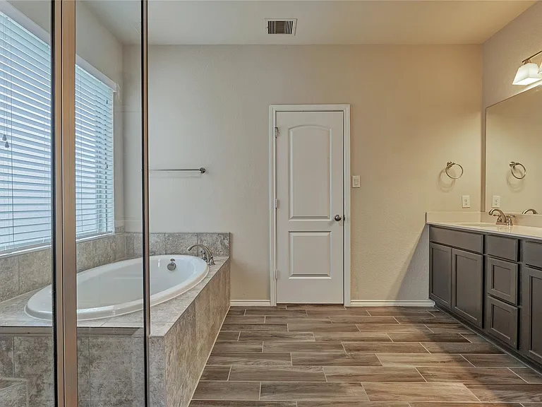 122 Grinnell Trl — Photo 10