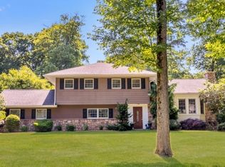 304 Monroe Ave, Wyckoff, NJ 07481