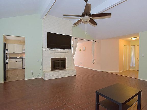 4th image of 12019 Osage Park Dr