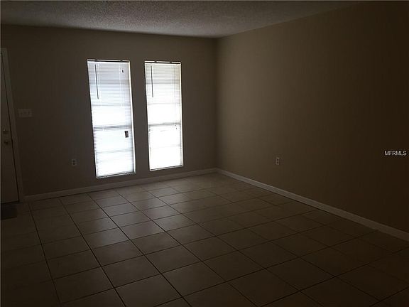5th image of 786 Zella Ln