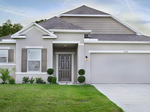 2nd image of 1228 NW 21st Pl