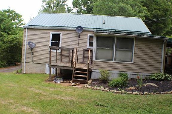 5th image of 3713 Crestwood Dr